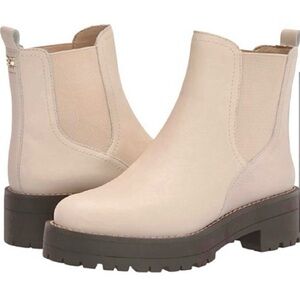 💖HOST PICK💖- NWT- Sam Edelman Winter White Leather Lug Sole Chelsea Boot